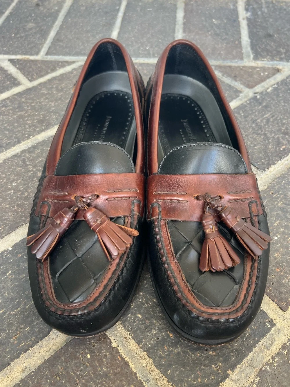 EUC Men’s 8.5 Johnston & Murphy Aragon II Kiltie Tassel Loafers